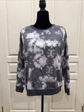 Gray & White Tie-Dye Crew Pullover